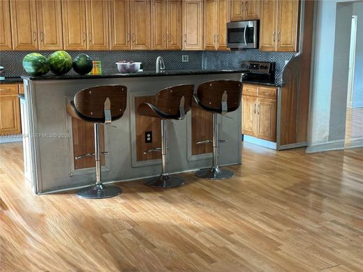 别墅  Miami Gardens, Miami-Dade County