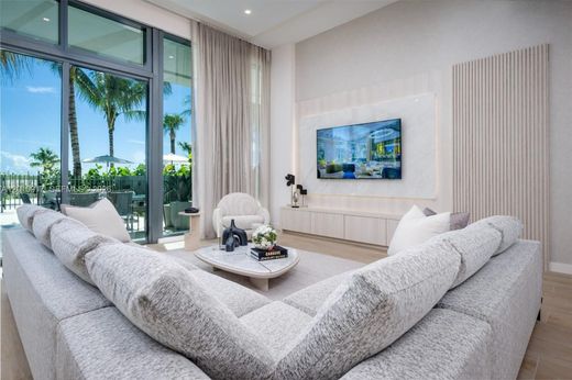 Residential complexes in Pompano Beach, Broward County