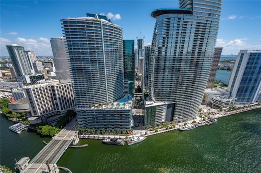 Residential complexes in Miami, Miami-Dade