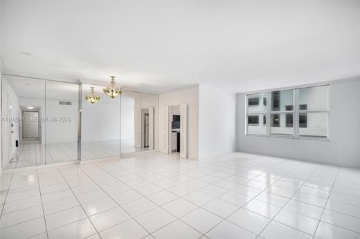 Complesso residenziale a Miami Beach, Miami-Dade County