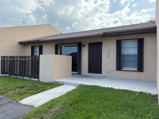 Townhouse in Miami, Miami-Dade