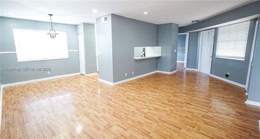 Жилой комплекс, Pembroke Pines, Broward County