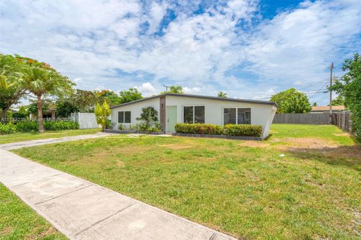 Βίλα σε Margate, Broward County
