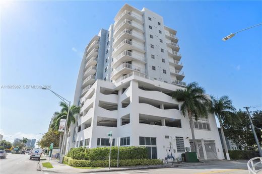 Residential complexes in Miami, Miami-Dade