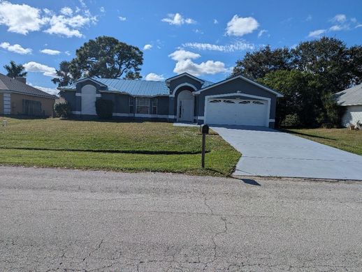 Βίλα σε Port Saint Lucie, Saint Lucie County