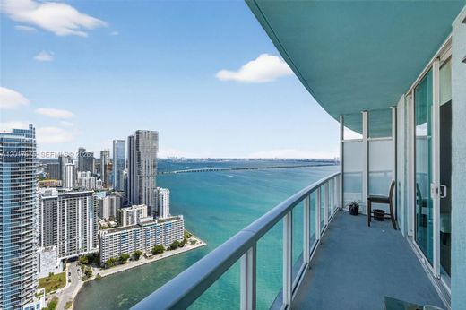Kamienica w Miami, Miami-Dade County