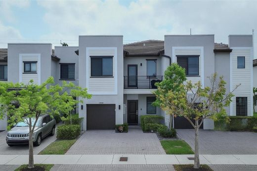 Casa di città a North Miami Beach, Miami-Dade County