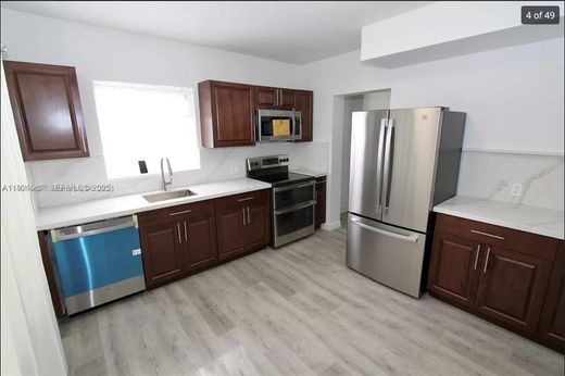 Βίλα σε Miami Heights Trailer Park, Miami-Dade County