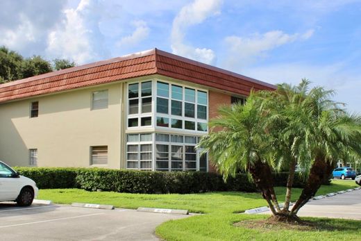 Residential complexes in Vero Beach, Indian River County