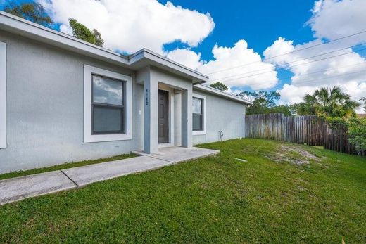 Townhouse in West Palm Beach, Palm Beach