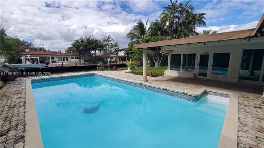Villa in North Miami, Miami-Dade