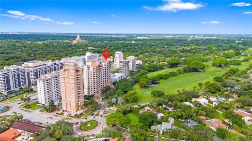 Residential complexes in Coral Gables, Miami-Dade