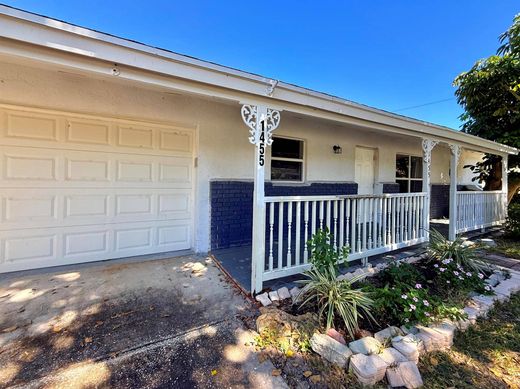 Jensen Beach, Martin Countyのヴィラ