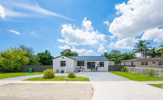 Villa à Opa-locka North  (historical), Comté de Miami-Dade