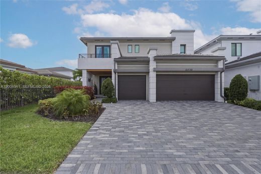 Villa in Parkland, Broward County