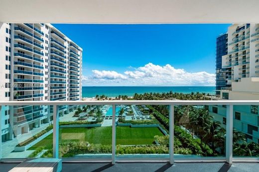 Residential complexes in Miami Beach, Miami-Dade