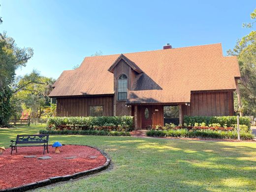 Вилла, Okeechobee, Okeechobee County