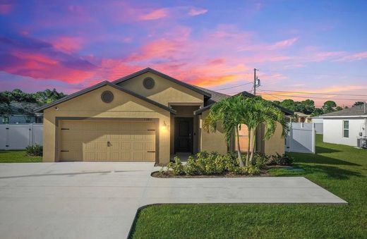 Villa in Port Saint Lucie, Saint Lucie County