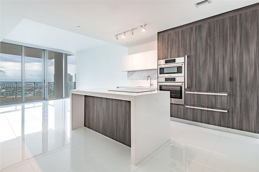 Residential complexes in Miami, Miami-Dade