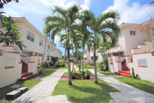 Complesso residenziale a Miami Beach, Miami-Dade County