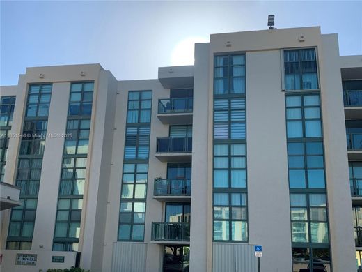 مجمع شقق ﻓﻲ ميامي، فلوريدا, Miami-Dade County