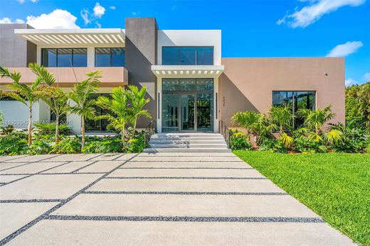 Villa in Pinecrest, Miami-Dade