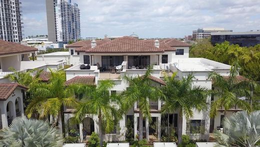 Şehir evi  Doral, Miami-Dade County
