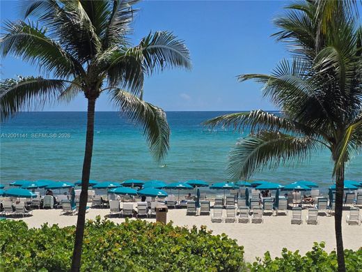 Residential complexes in Sunny Isles Beach, Miami-Dade