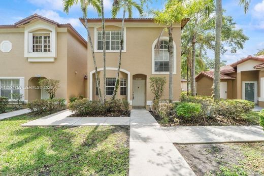 Townhouse in Weston, Broward County