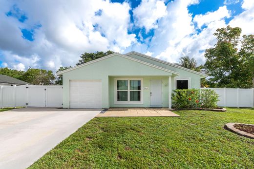 Villa in Royal Palm Beach, Palm Beach