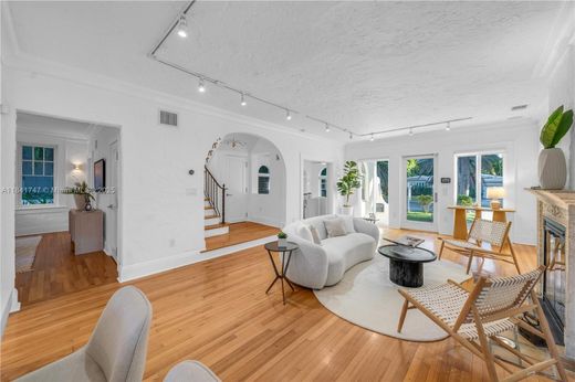 Villa - Miami, Miami-Dade County