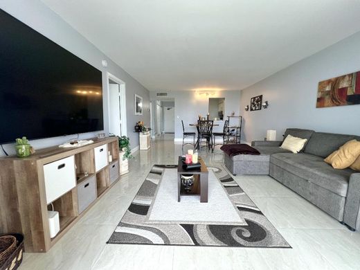 公寓楼  Deerfield Beach, Broward County