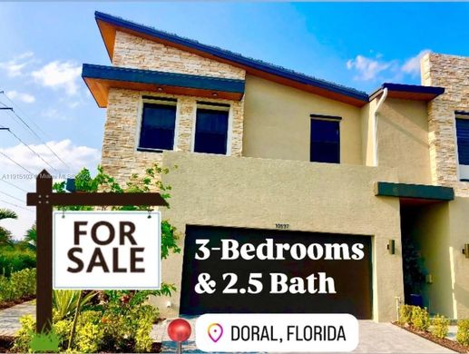 Villa in Doral, Miami-Dade