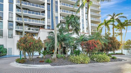 Complexes résidentiels à Aventura, Comté de Miami-Dade