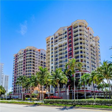 Residential complexes in Fort Lauderdale, Broward County