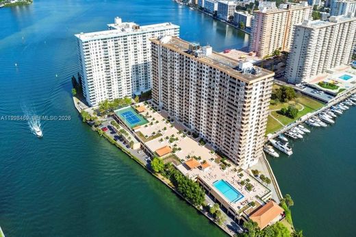 Жилой комплекс, Sunny Isles Beach, Miami-Dade County