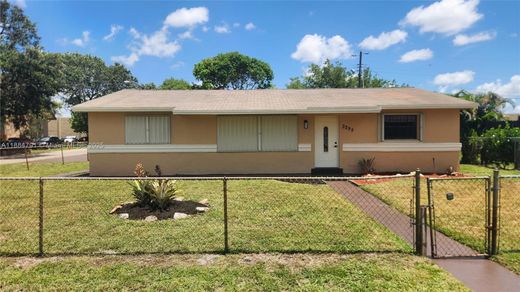 Villa in Miami Gardens, Miami-Dade County