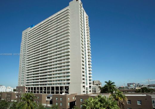 Residential complexes in Miami, Miami-Dade