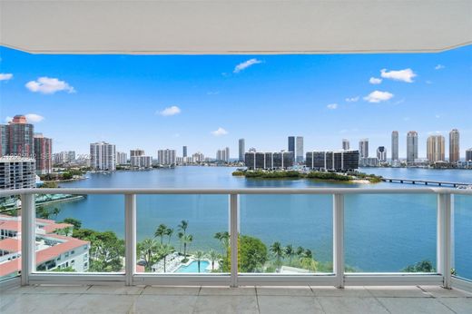 Residential complexes in Aventura, Miami-Dade