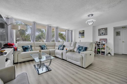 Appartementencomplex in North Bay Village, Miami-Dade County