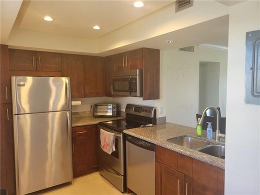 Residential complexes in Pompano Beach, Broward County