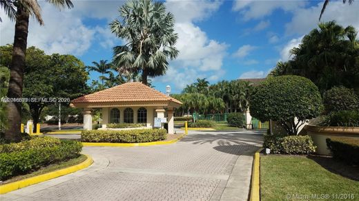 Residential complexes in West Palm Beach, Palm Beach