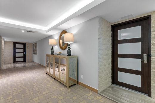 フォートローダーデール, Broward Countyのアパートメント・コンプレックス