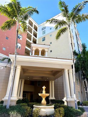 Residential complexes in Sunny Isles Beach, Miami-Dade