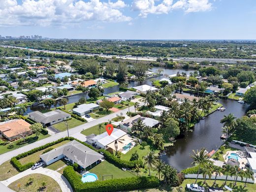 Вилла, Lake Clarke Shores, Palm Beach County