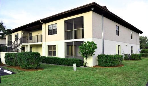Residential complexes in Greenacres City, Palm Beach