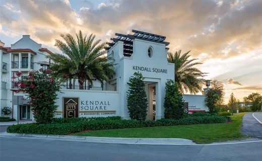 ‏בית בעיר ב  Kendall Lakes, Miami-Dade County