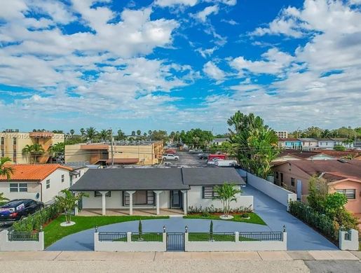 Villa in Hialeah, Miami-Dade