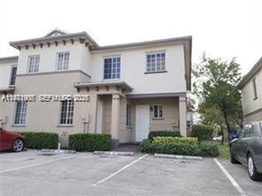 Townhouse in Riviera Beach, Palm Beach