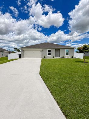 Villa in Port Saint Lucie, Saint Lucie County